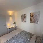 Elite Vista-with Parking شقة