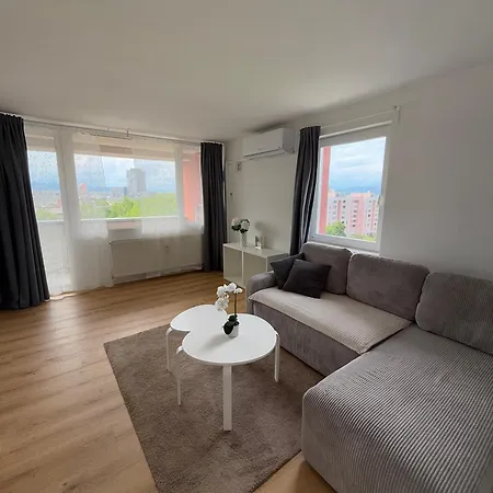 Elite Vista-with Parking Ljubljana