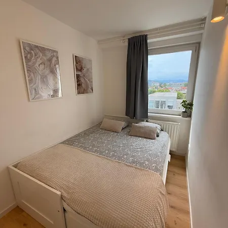 Elite Vista-with Parking Appartamento Lubiana