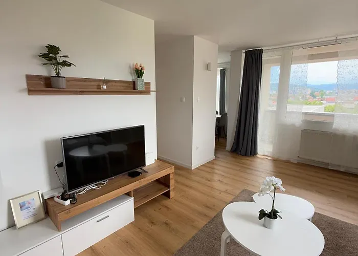 Elite Vista-with Parking * リュブリャナ